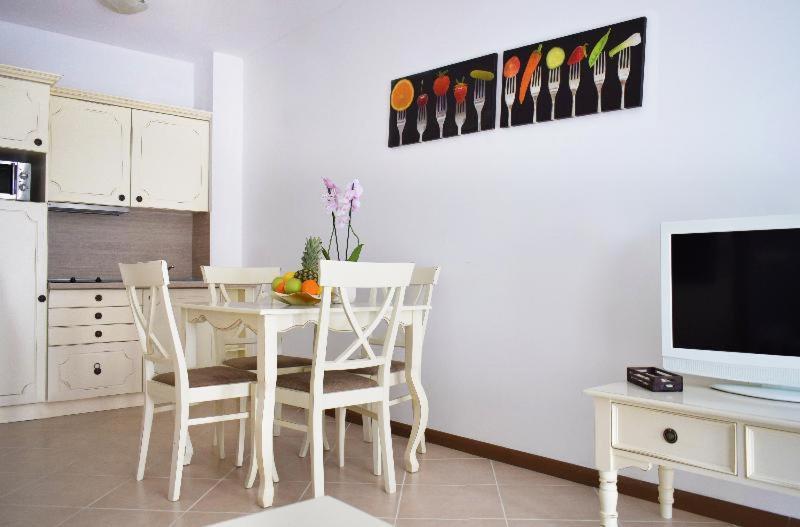 Oasis Resort Lozenets Oda fotoğraf